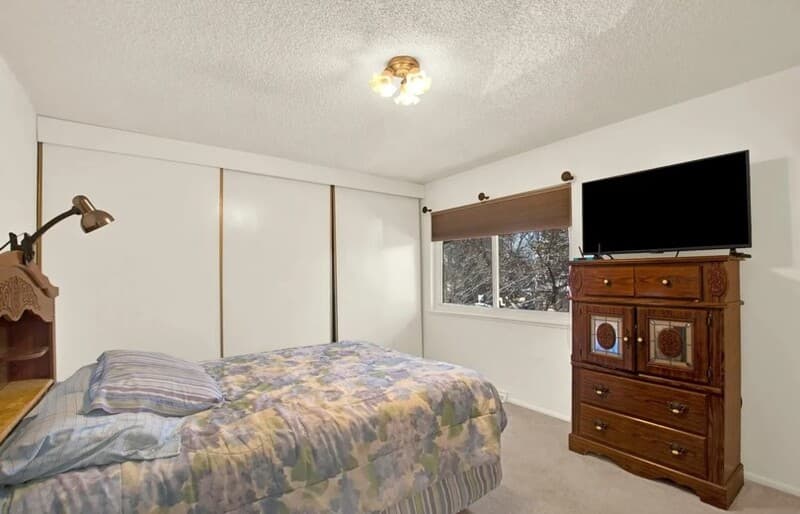 Aurora House: 15057 E Jarvis Pl