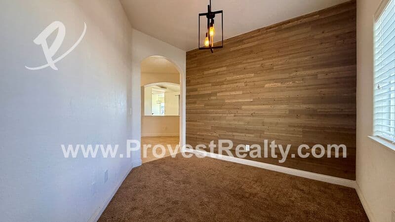 Hesperia House: 7146 Amanda Way