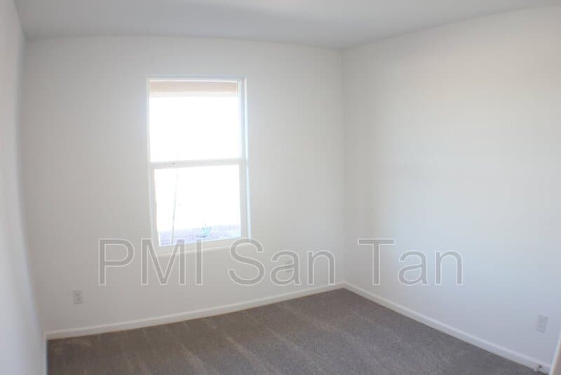 Casa Grande House: 1389 East Jaycie Lane