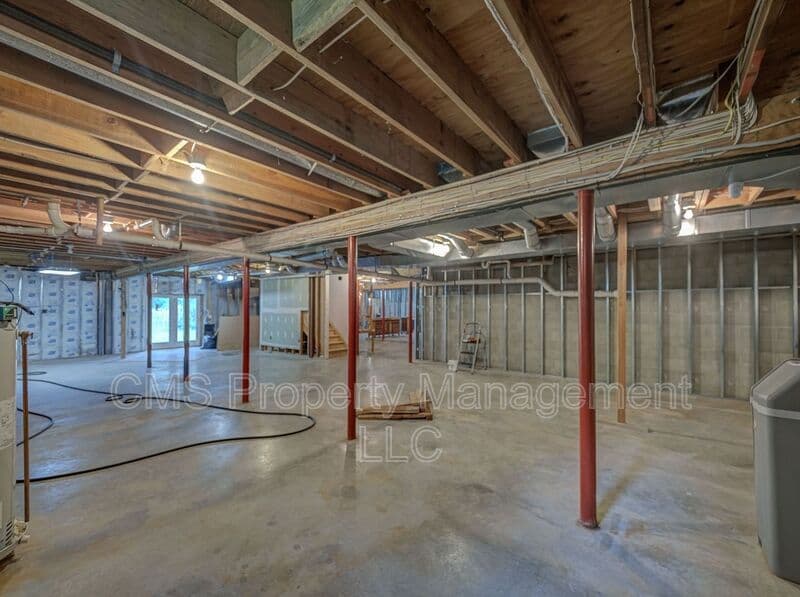 Morganville House: 17 Bauers Ln