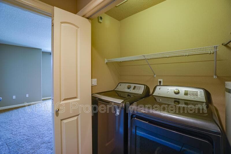 Vancouver Townhome: 16910 Southeast 41st Circle