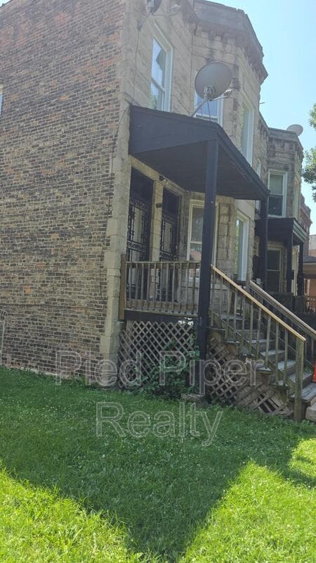 Chicago Condo: 5621 South Elizabeth Street - 1