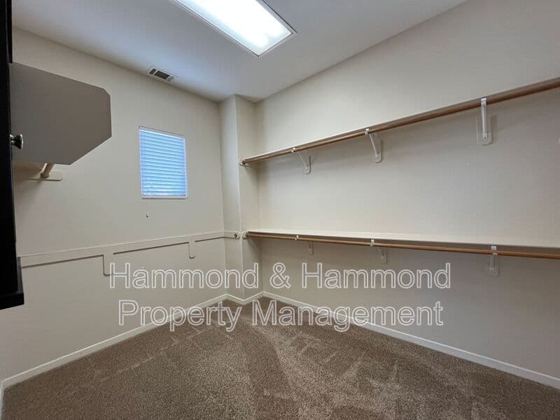 Simi Valley House: 5552 Evening Sky Dr