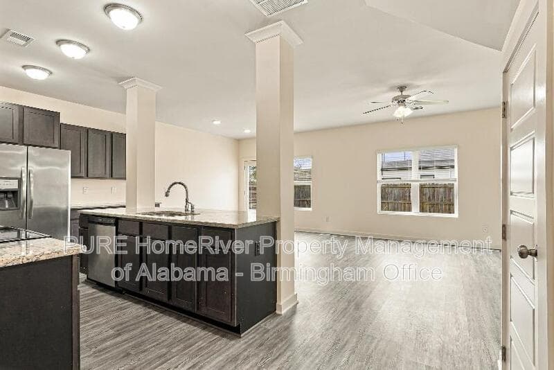 Mc Calla House: 5715 Cheshire Cove Cir