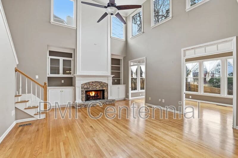 Alpharetta House: 120 Creekside Park Dr