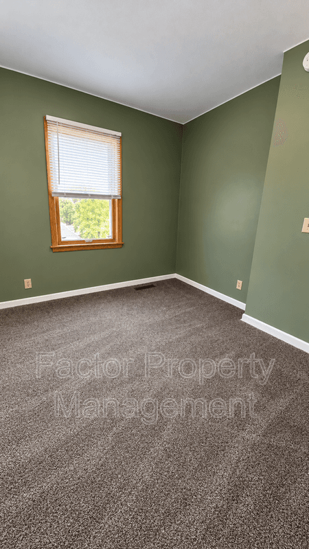 North Mankato Condo: 110 Wheeler Ave