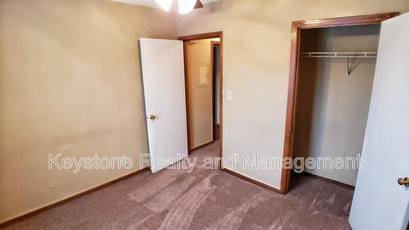 Clarksville Apartment: 704 Peachers Drive