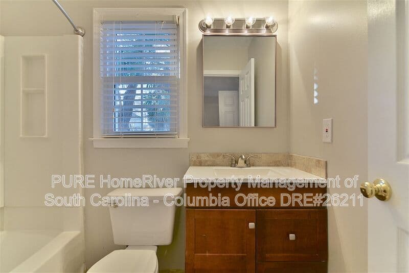 Lexington House: 213 Puller Ct