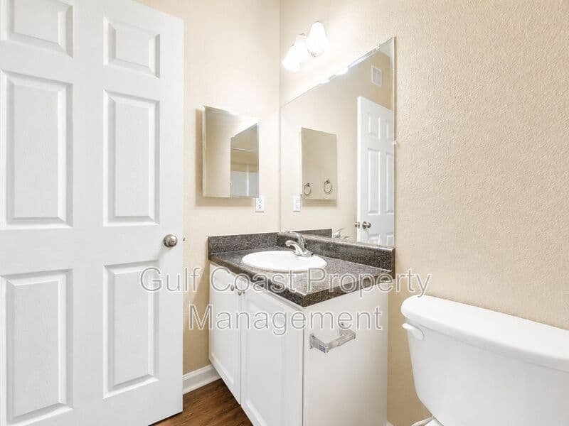 Bradenton Condo: 4802 51st St West