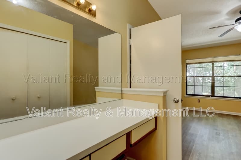 Jacksonville House: 3476 Raymur Villa Drive