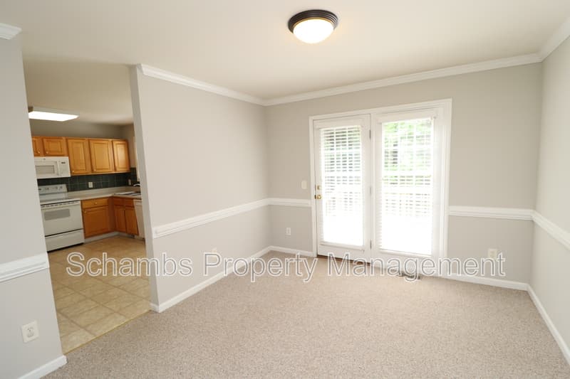 Durham House: 510 Wheeling Cir