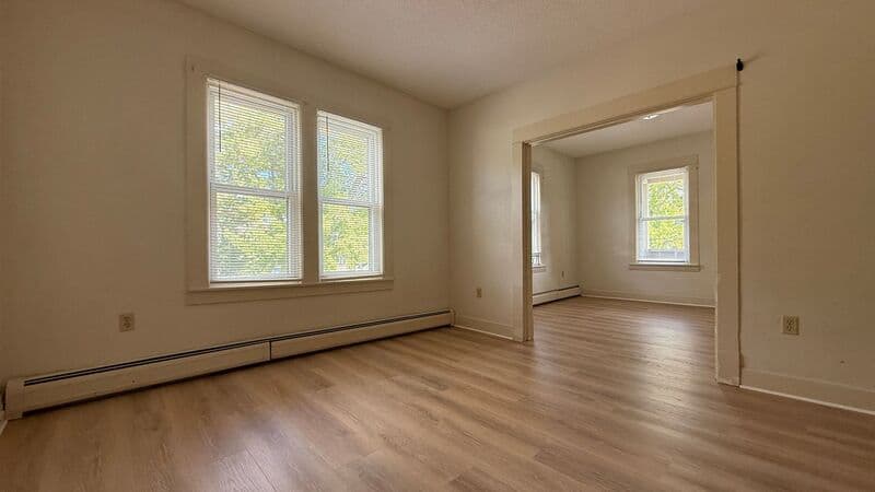 Springfield Condo: 680 Carew St