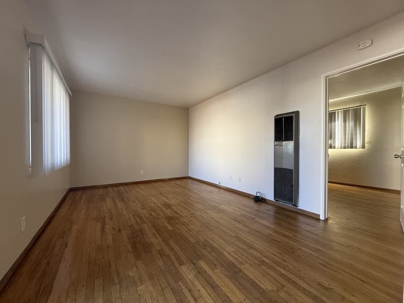 San Diego Condo: 3728 Ingraham Street
