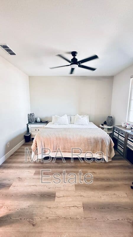 Laveen House: 6803 W Winston Dr