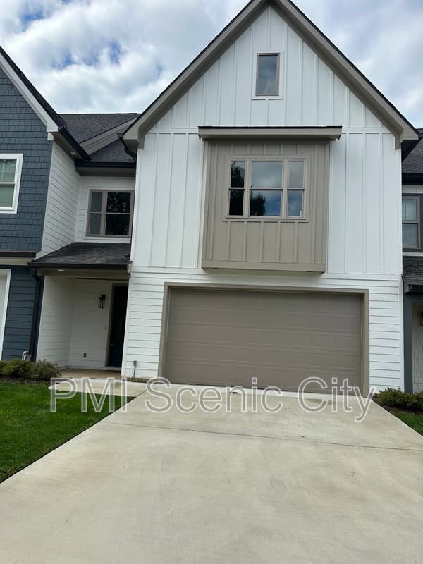 Ooltewah House: 9654 Dutton Ln