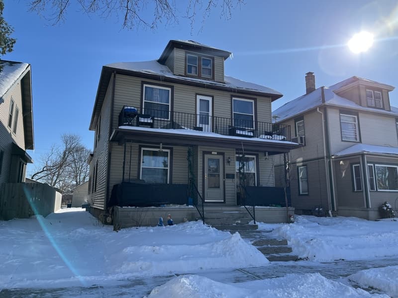 Sheboygan Condo: 1561 North 15th Street