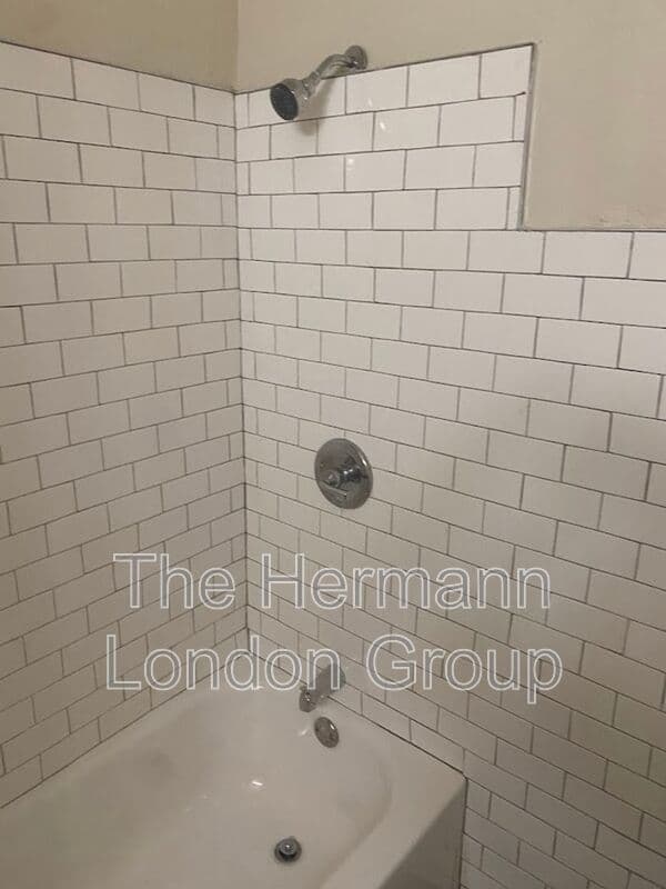 Saint Louis Condo: 2606 Oregon Avenue