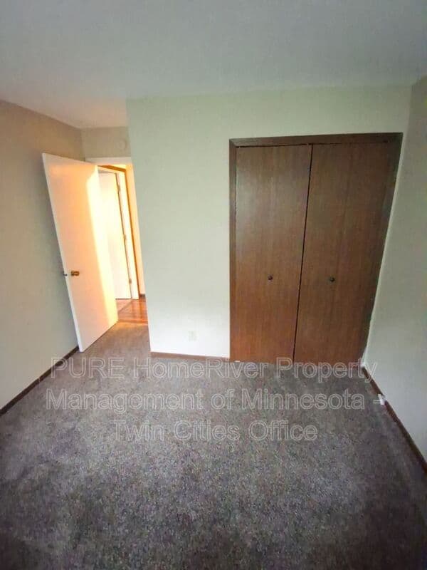 Bloomington Condo: 5231 Balmoral Ln