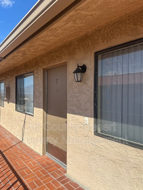 Desert Hot Springs Condo: 13079 Eliseo Rd