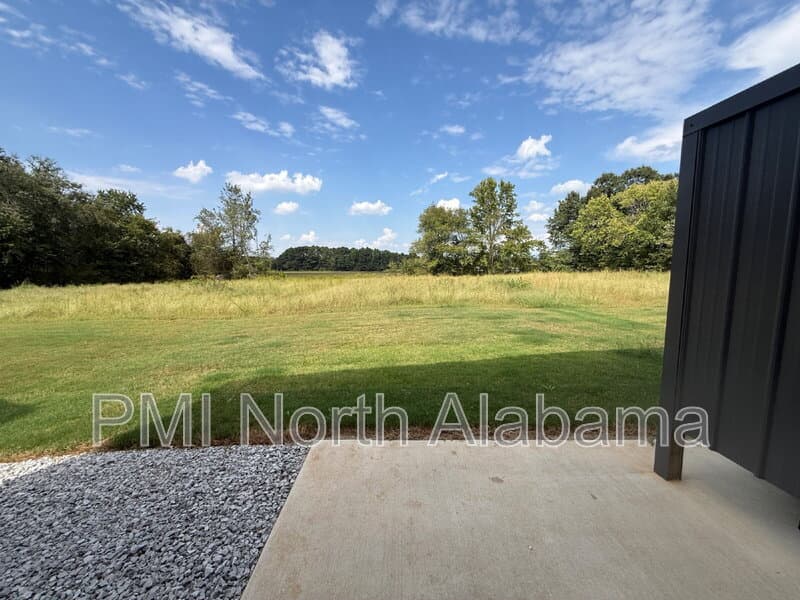 Brownsboro Condo: 401 Morring Rd