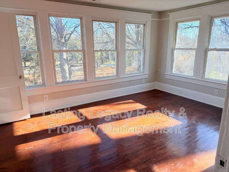 Winston-Salem Condo: 3410 Old Greensboro Road