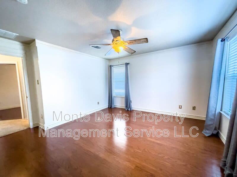 Cedar Park House: 601 Cherry Creek Drive