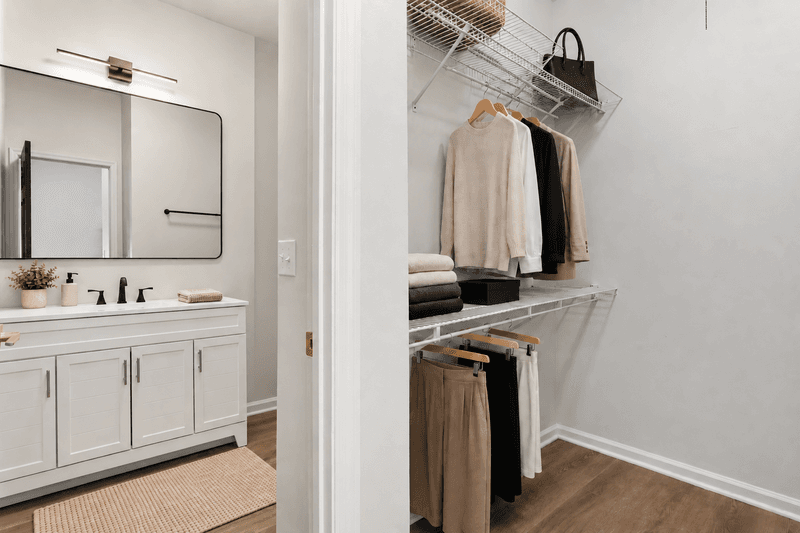 St. Louis Condo: 2200 Menard St