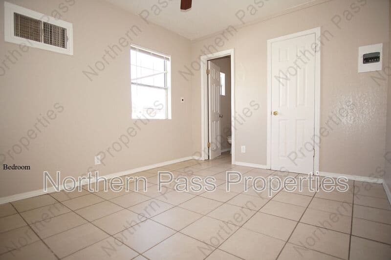 El Paso Condo: 4014 Lincoln Ave