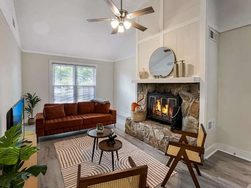Pooler House: 1224 Crawford Way
