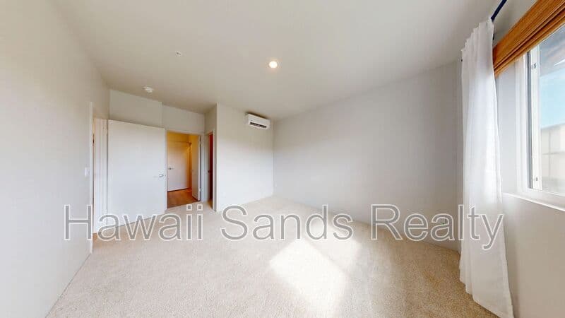 Kapolei House: 91-4099 Hikuono St
