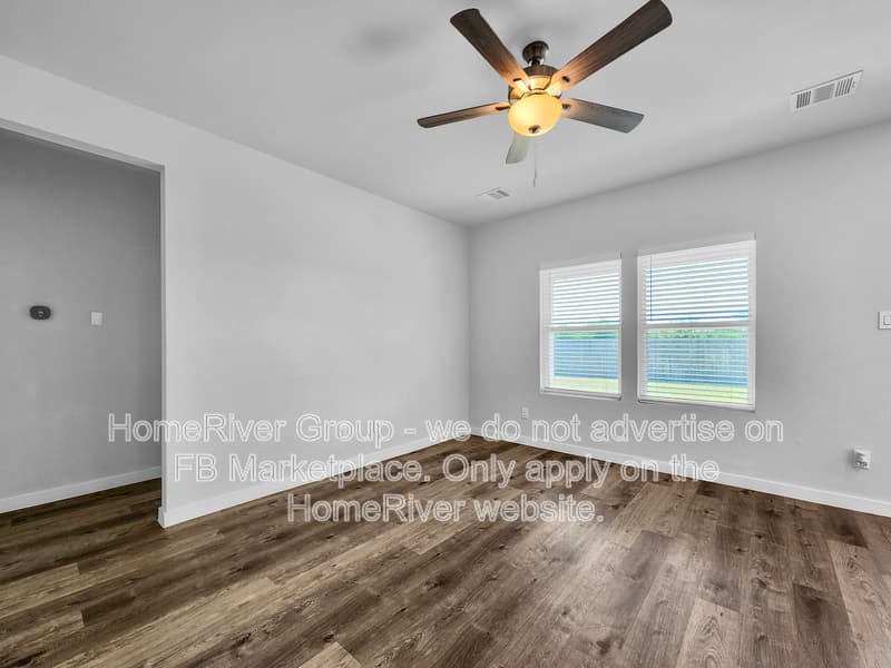Navasota House: 2007 Spyglass Dr