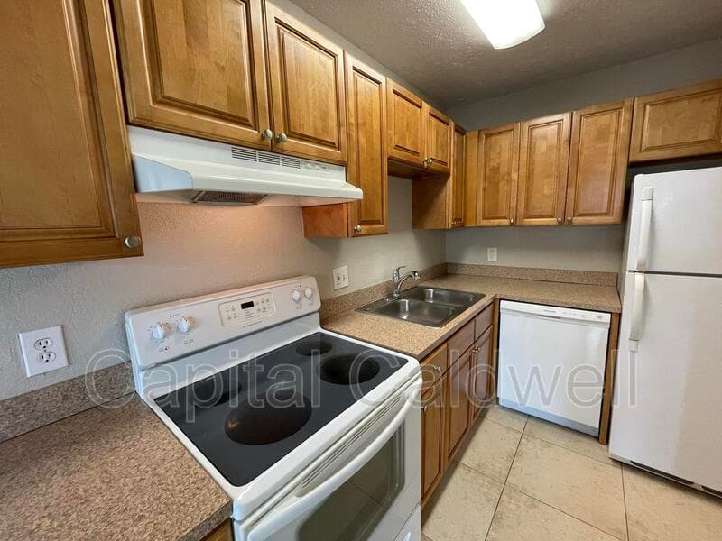 Tampa Condo: 13686 Orange Sunset Dr