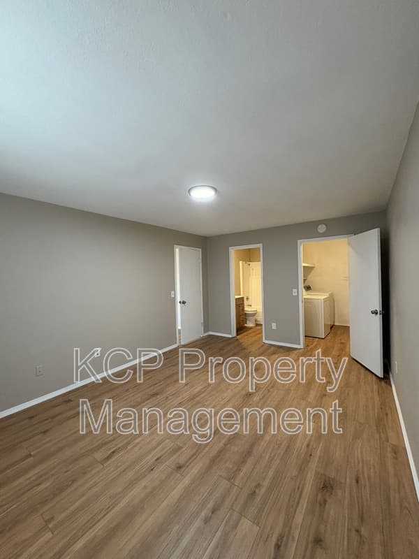 Bentonville Condo: 201 NW K - c