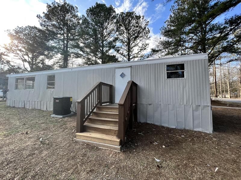 Winder House: 295 East Wright Street - C1