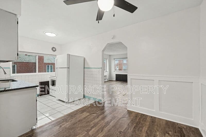 Cincinnati Condo: 629 Maple Dr