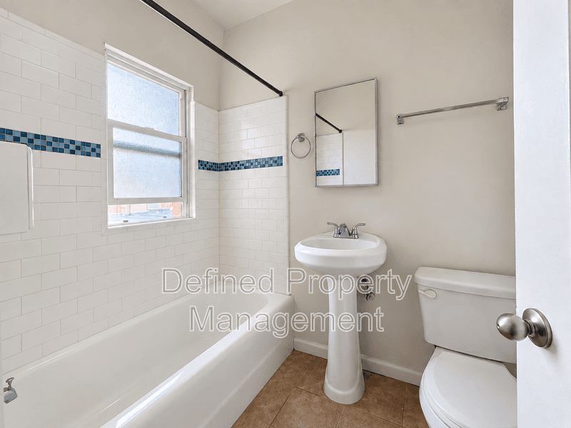 Los Angeles (Koreatown) Condo: 715 S. St.Andrews Place