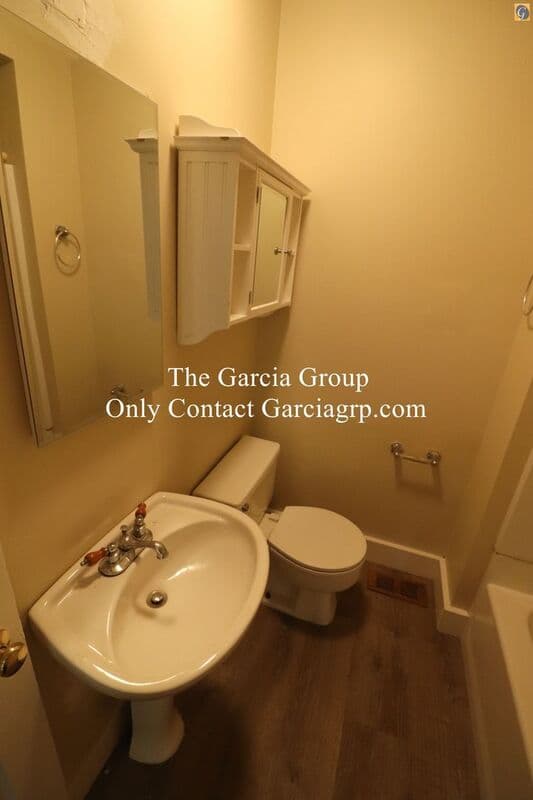 Portland House: 3515 NE 90th Ave
