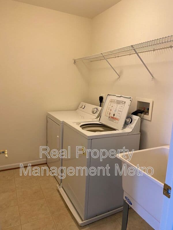 Laurel Townhome: 9717 Evening Bird Ln