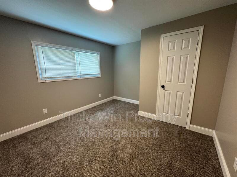Saint Charles House: 710 Jungs Station Rd