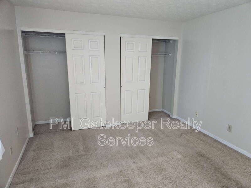 Fairfield Condo: 5385 Camelot Dr