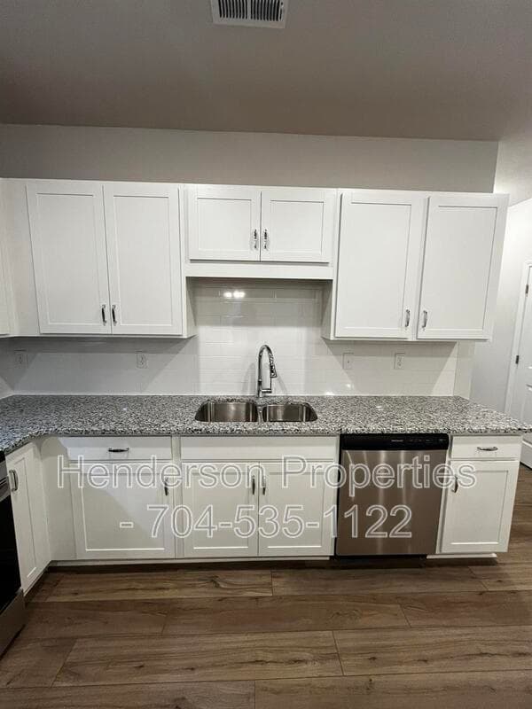 Charlotte Townhome: 5714 Ringneck Rd