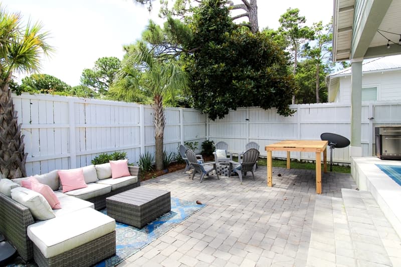 Miramar Beach House: 283 Lakeland Drive