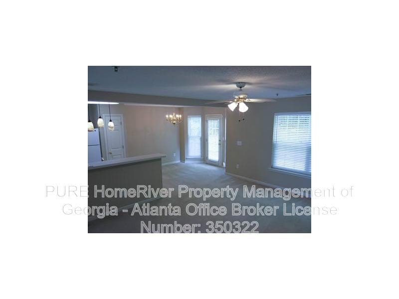 Canton House: 332 Cottonwood Creek Cir