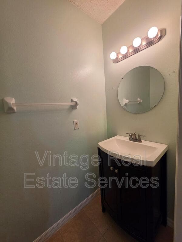 Riverview Townhome: 6241 Osprey Lake Circle