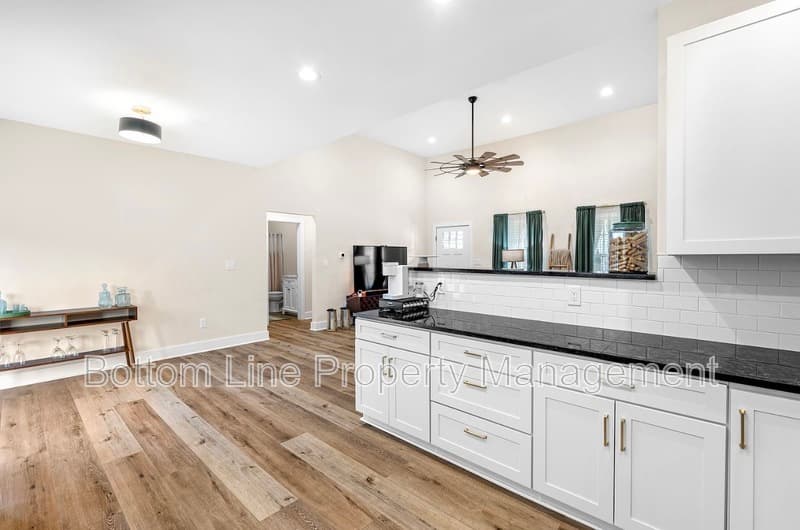 Crouse House: 2462 Shoal Rd