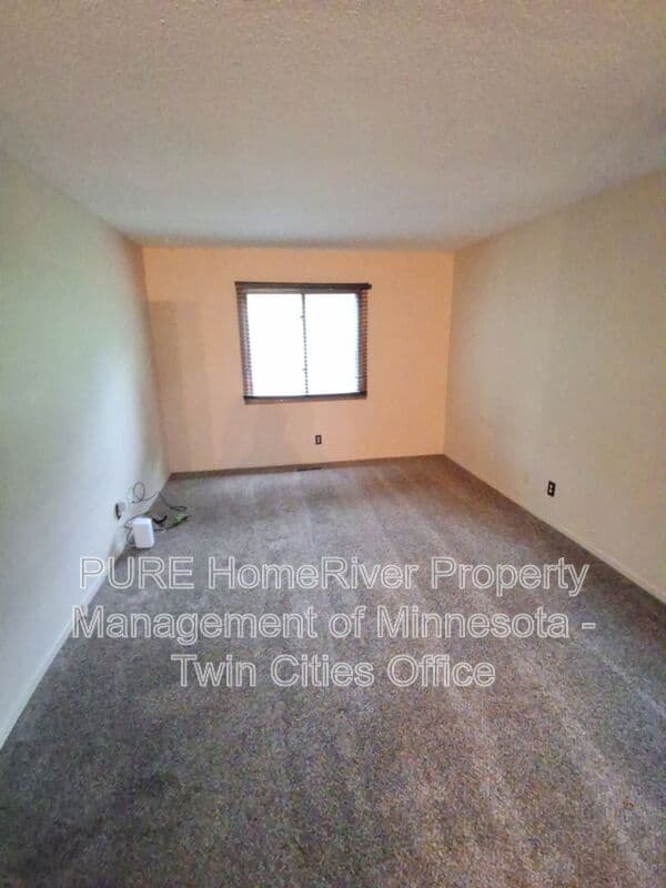 Bloomington Condo: 5231 Balmoral Ln
