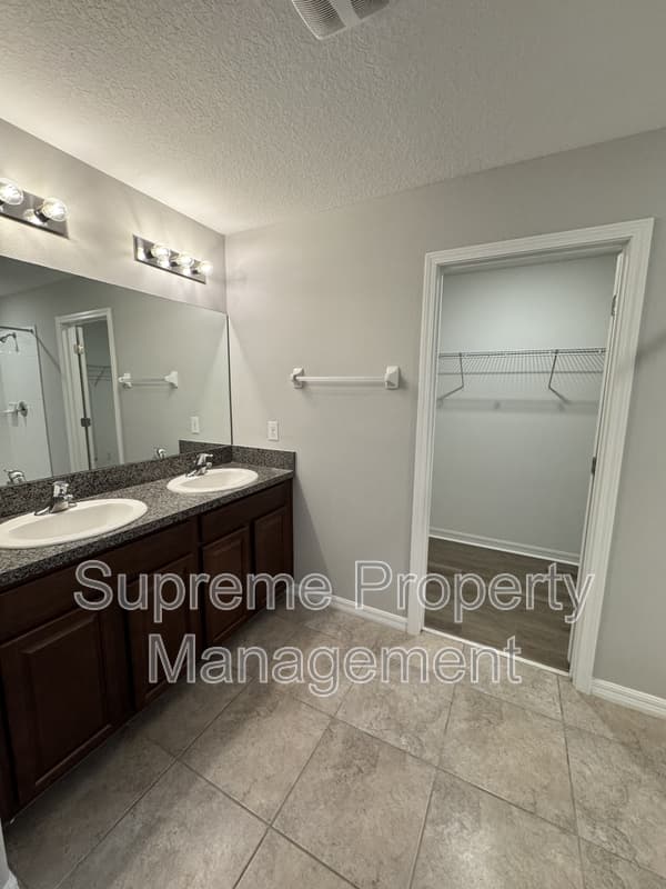 Riverview House: 12716 Lemon Pepper Drive