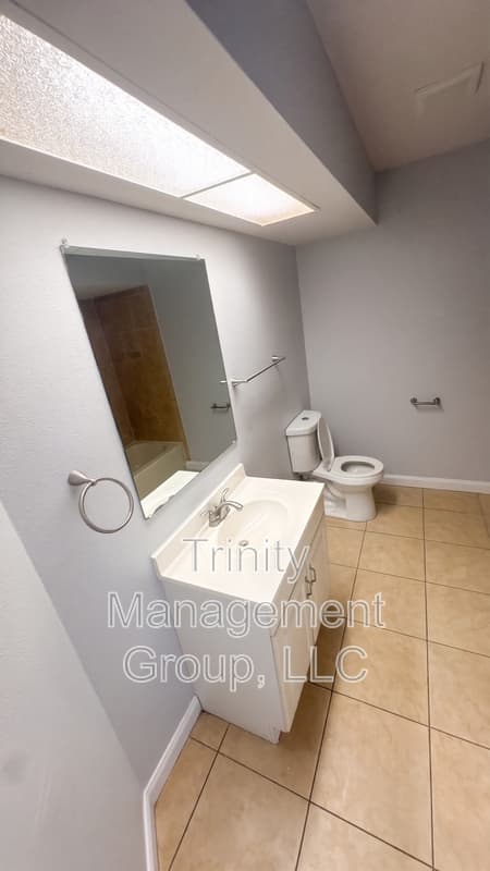 Spring Hill House: 4291 Goldcoast Avenue