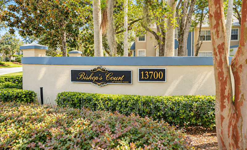 Jacksonville Condo: 13700 Richmond Park Dr N #1206