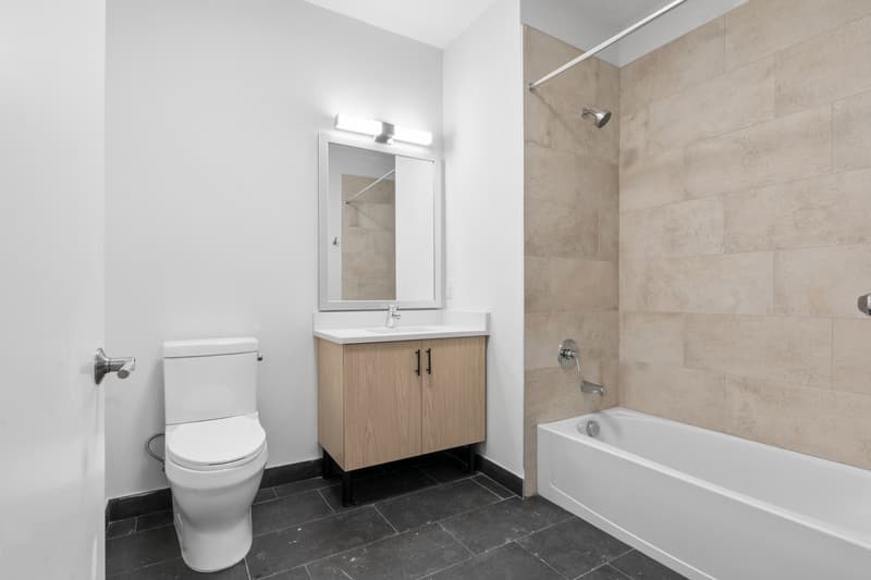 Orange Condo: 407 Highland Avenue - 507